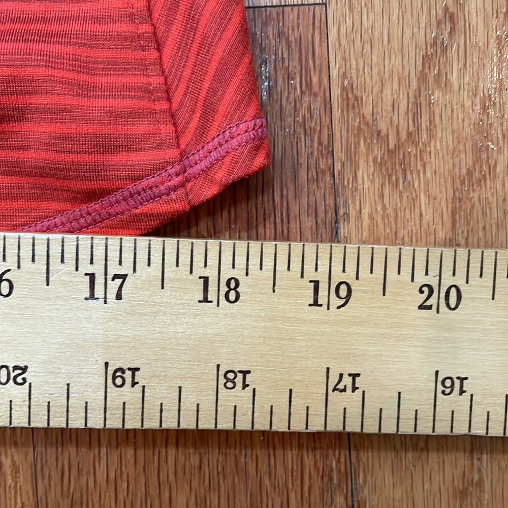 Athleta Size Medium Long Sleeve Women’s Top 3/4 zip Pocket Thumb Holes - Picture 11 of 15